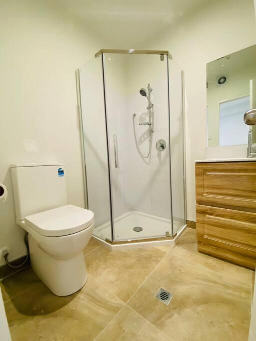 Otahuhu Town Centre Brand New Apartment 8B Auckland Luaran gambar